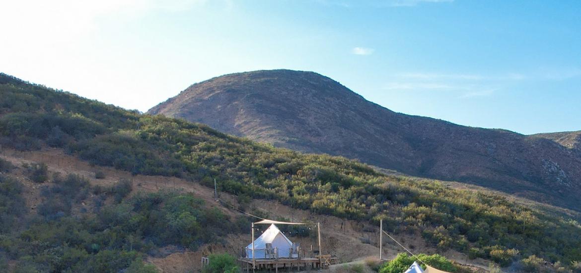 Pagina Zero -Akar Baja Glamping