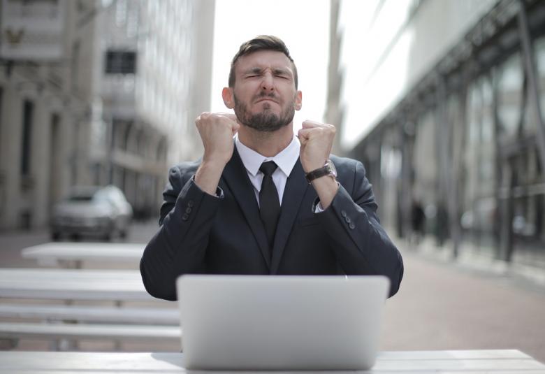 Página Zero - inteligencia