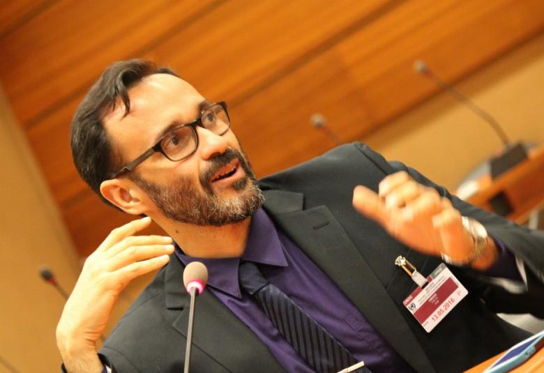 Carlos Umaña 