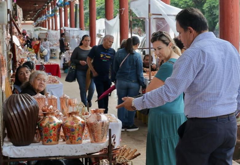 Vivelasfiestaspatrias